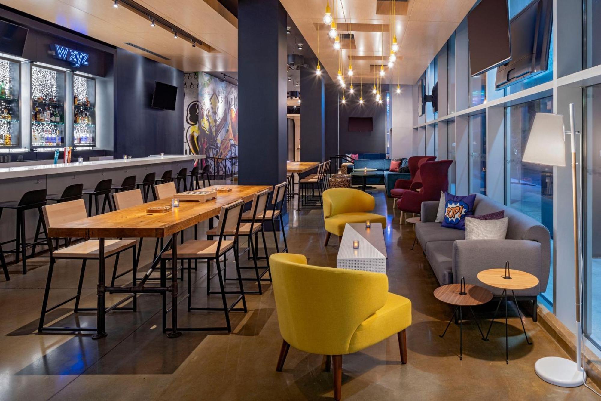 Отель Aloft New Orleans Downtown Экстерьер фото