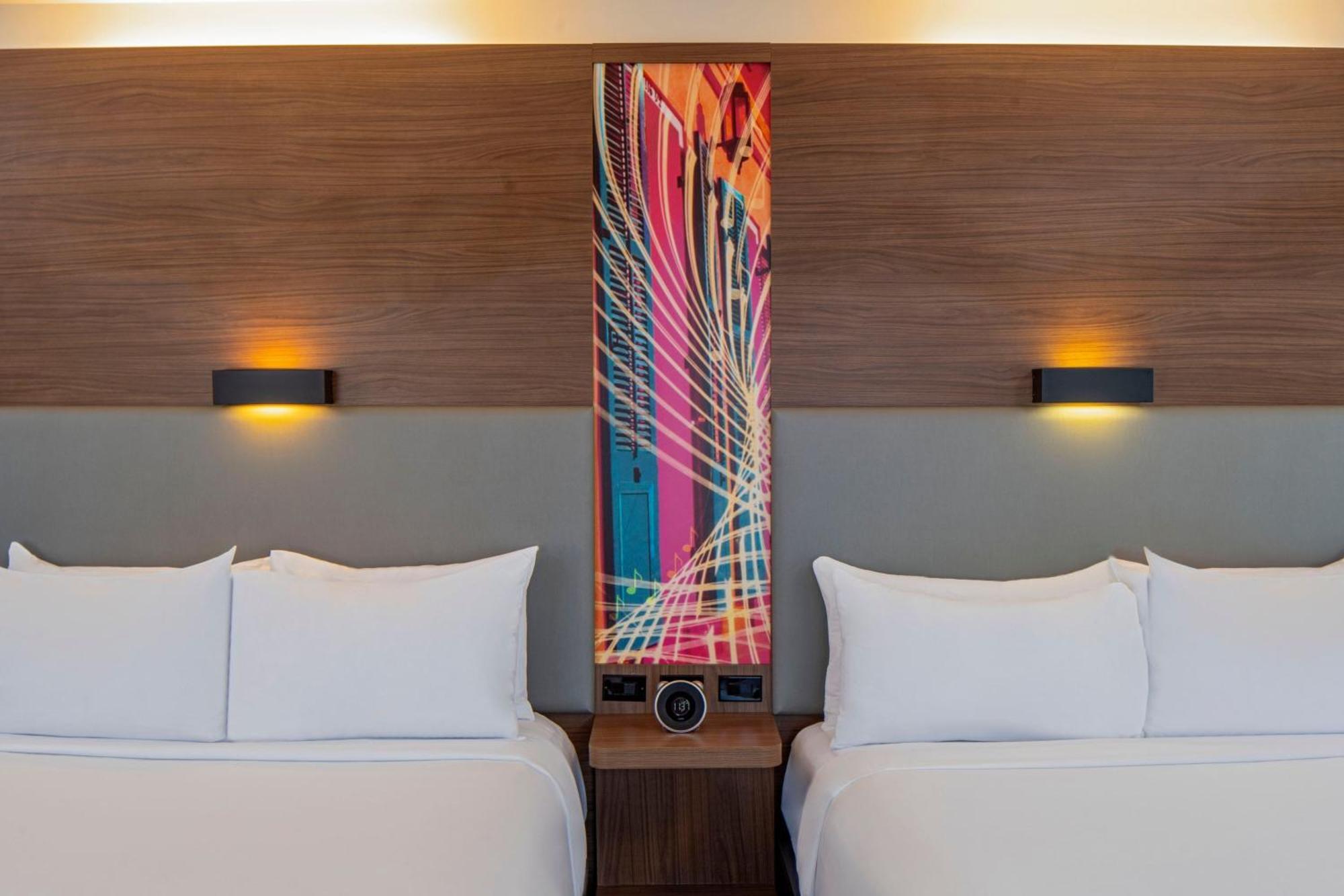 Отель Aloft New Orleans Downtown Экстерьер фото