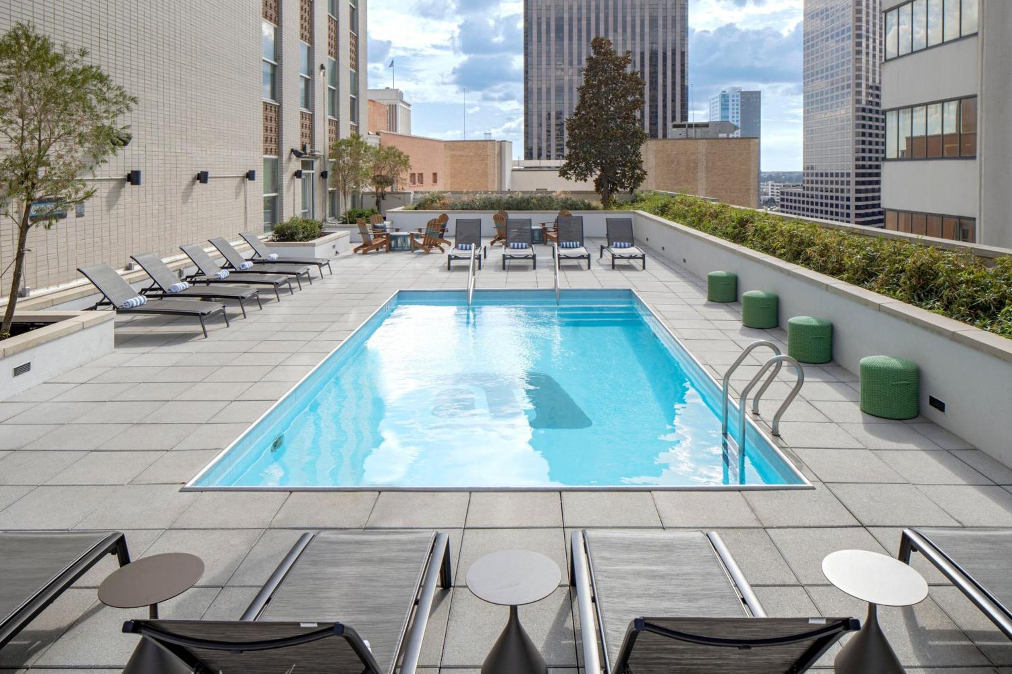Отель Aloft New Orleans Downtown Экстерьер фото