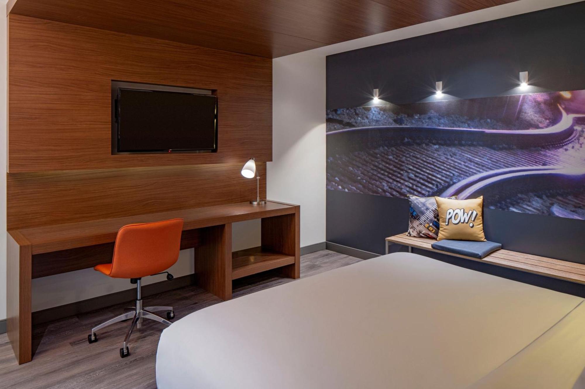 Отель Aloft New Orleans Downtown Экстерьер фото
