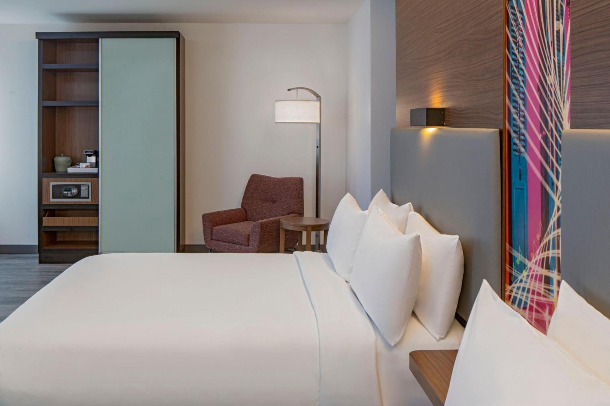 Отель Aloft New Orleans Downtown Экстерьер фото