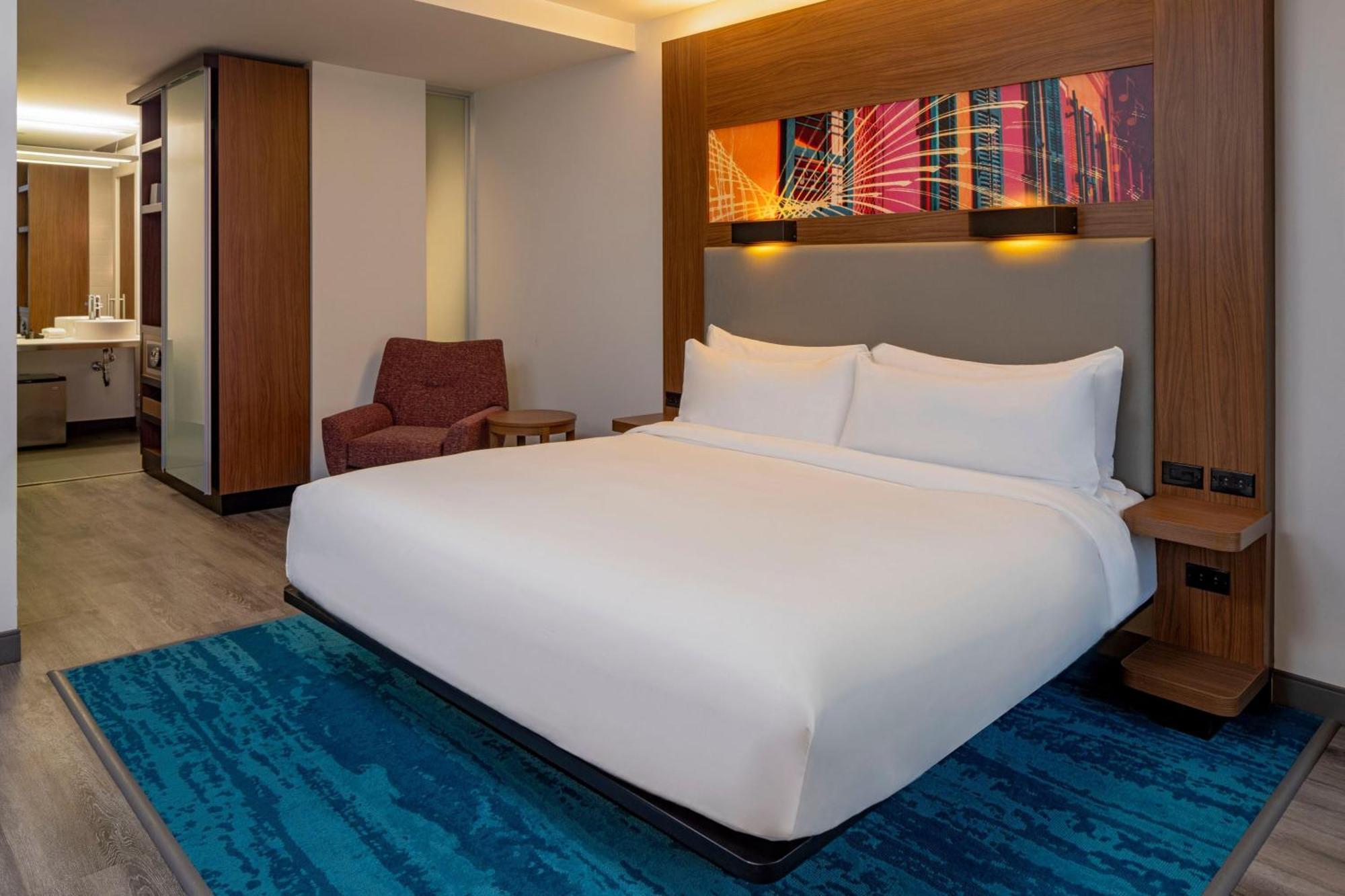 Отель Aloft New Orleans Downtown Экстерьер фото