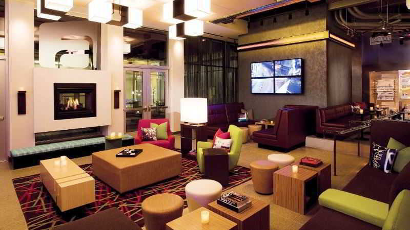 Отель Aloft New Orleans Downtown Экстерьер фото